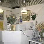 Avenir Hotel