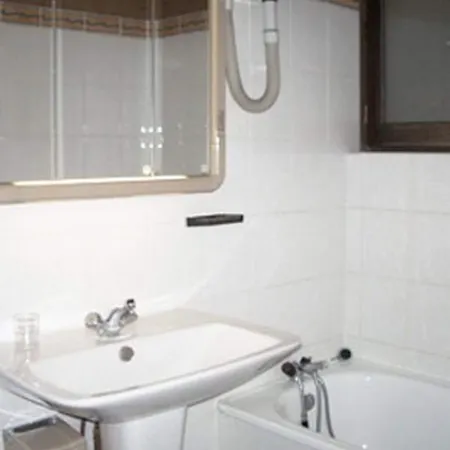 Avenir Hotel